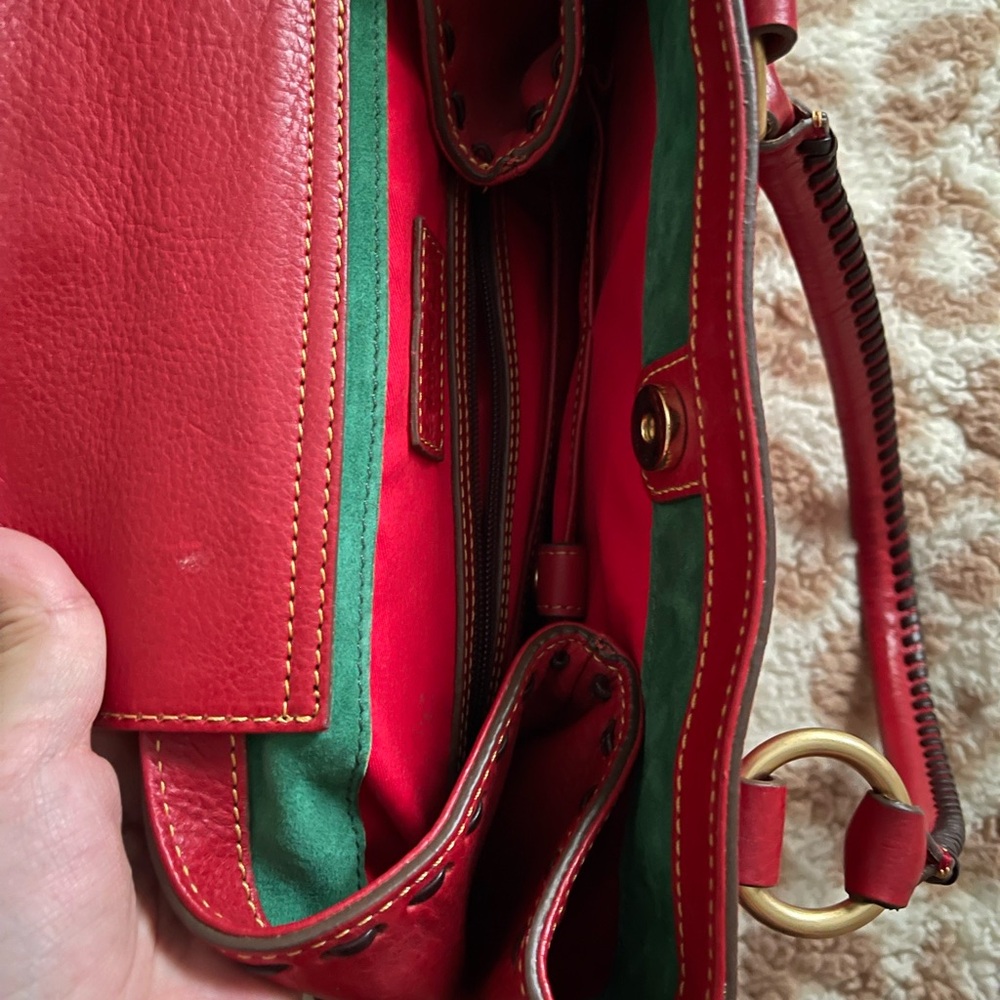 VIDEO- Unique Dooney & Bourke Medium Pocket Tassel Bag - Picture 6 of 10